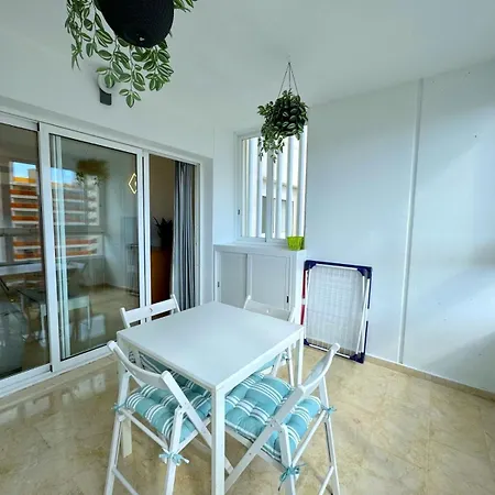 Gemelos 22-2-17 Appartamento Benidorm