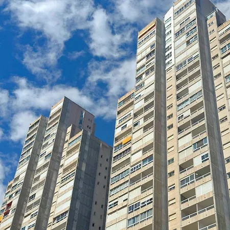 Gemelos 22-2-17 * Benidorm